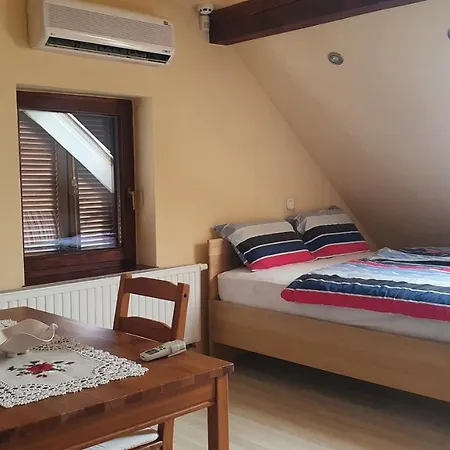 Apartamento Hiska Pri Tisi *